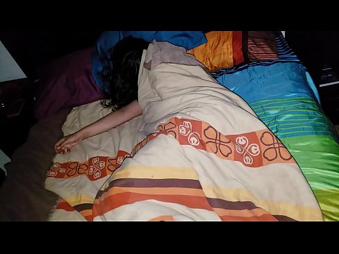 ❤️ Ögey oğul gənc ögey anası yatarkən onu təhqir edir. ❤❌ Porn video bizdə az.tradewin.top ️❤